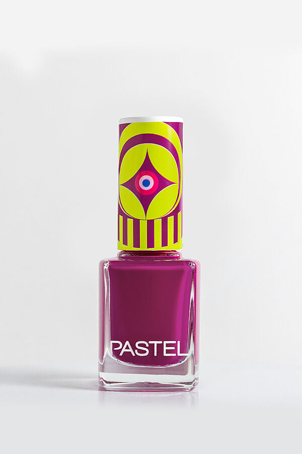 Pastel Wonderland Nail Polish Highly Pigmented 455 Fuchsia