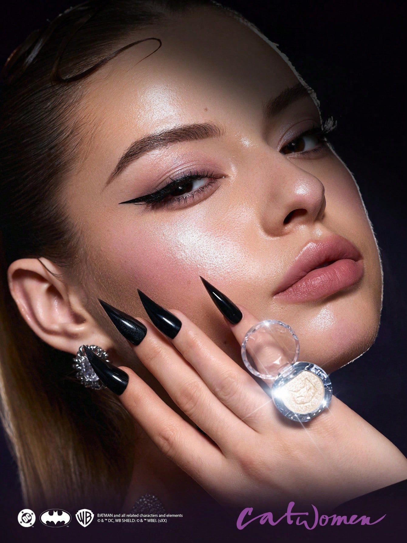 SHEGLAM CATWOMAN Jewel Thief Highlighter Ring Gem-Like Glow