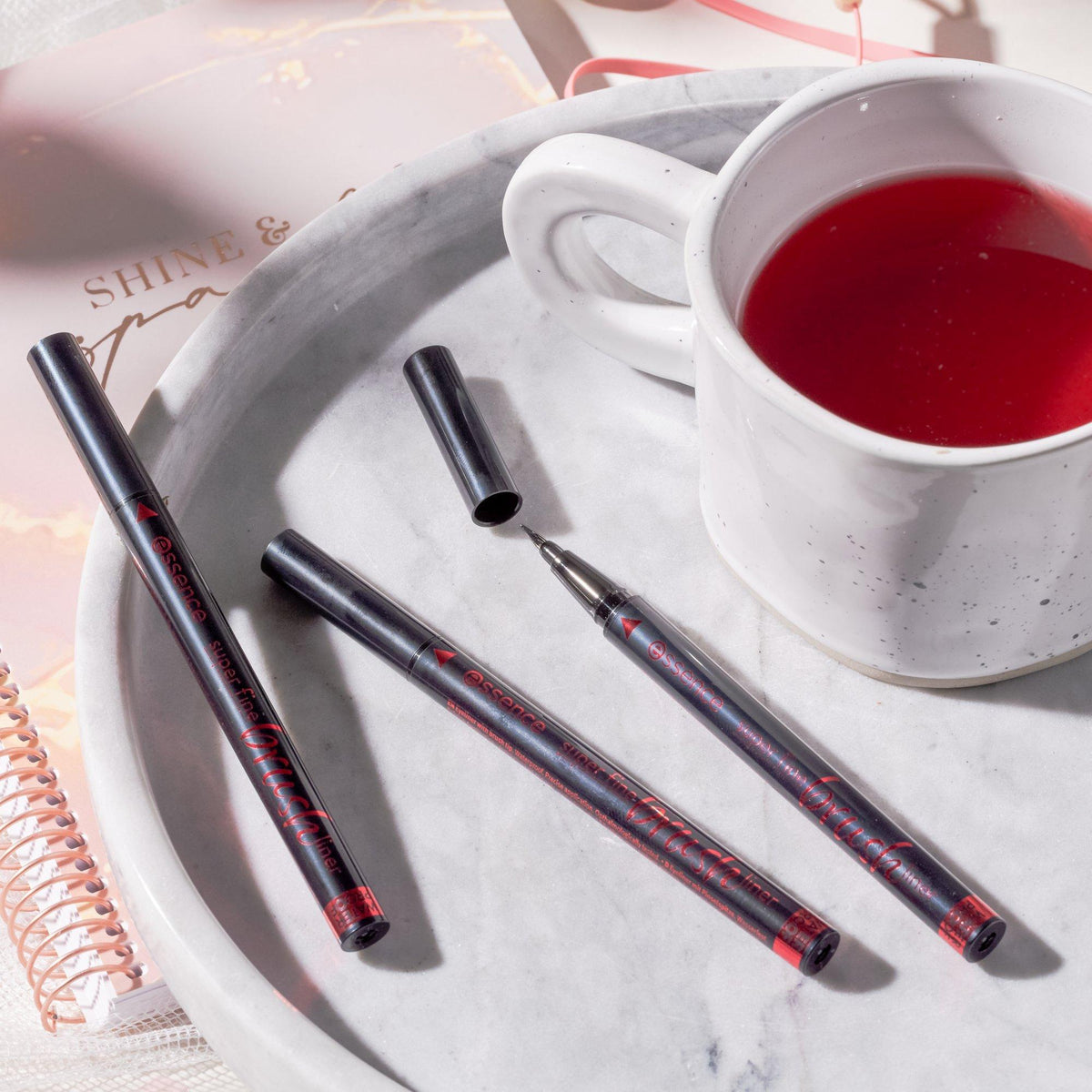 Essence Super Fine Brush Liner Waterproof