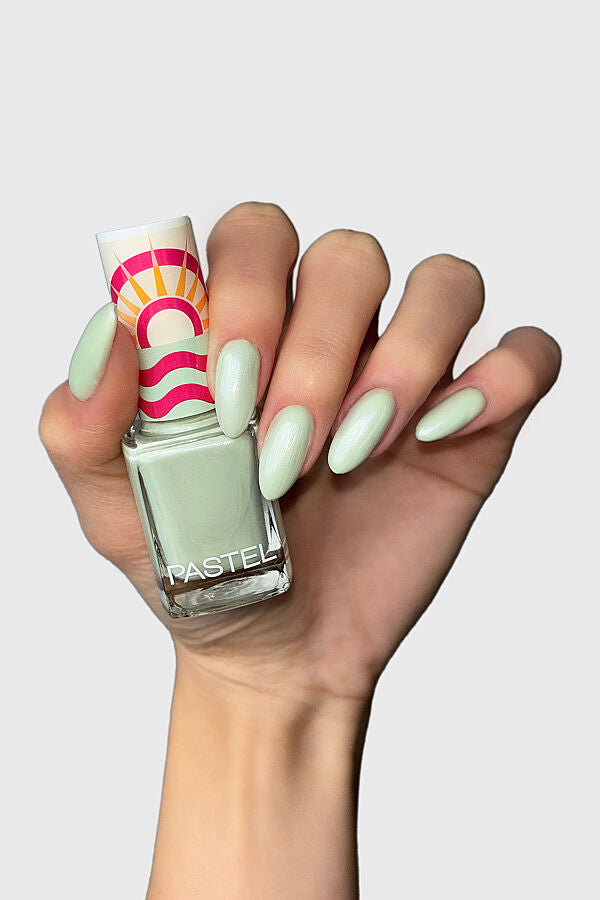 Pastel Wonderland 459 Nail Polish Pearlescent Mint Green