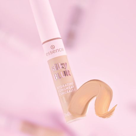Essence Silky Blur Hydrating Longwear Concealer